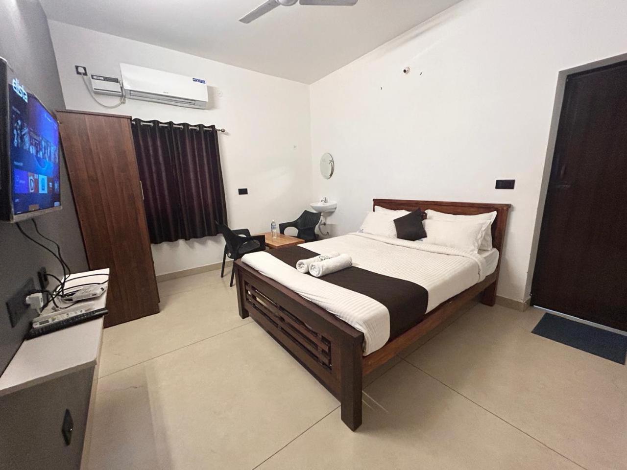 The Ocean Grand Hotel Pondicherry Exterior foto